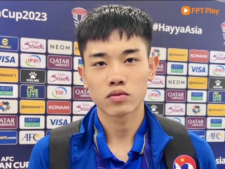 Tiền đạo Nguyễn Đình Bắc trả lời phỏng vấn sau trận - Ảnh chụp màn hình